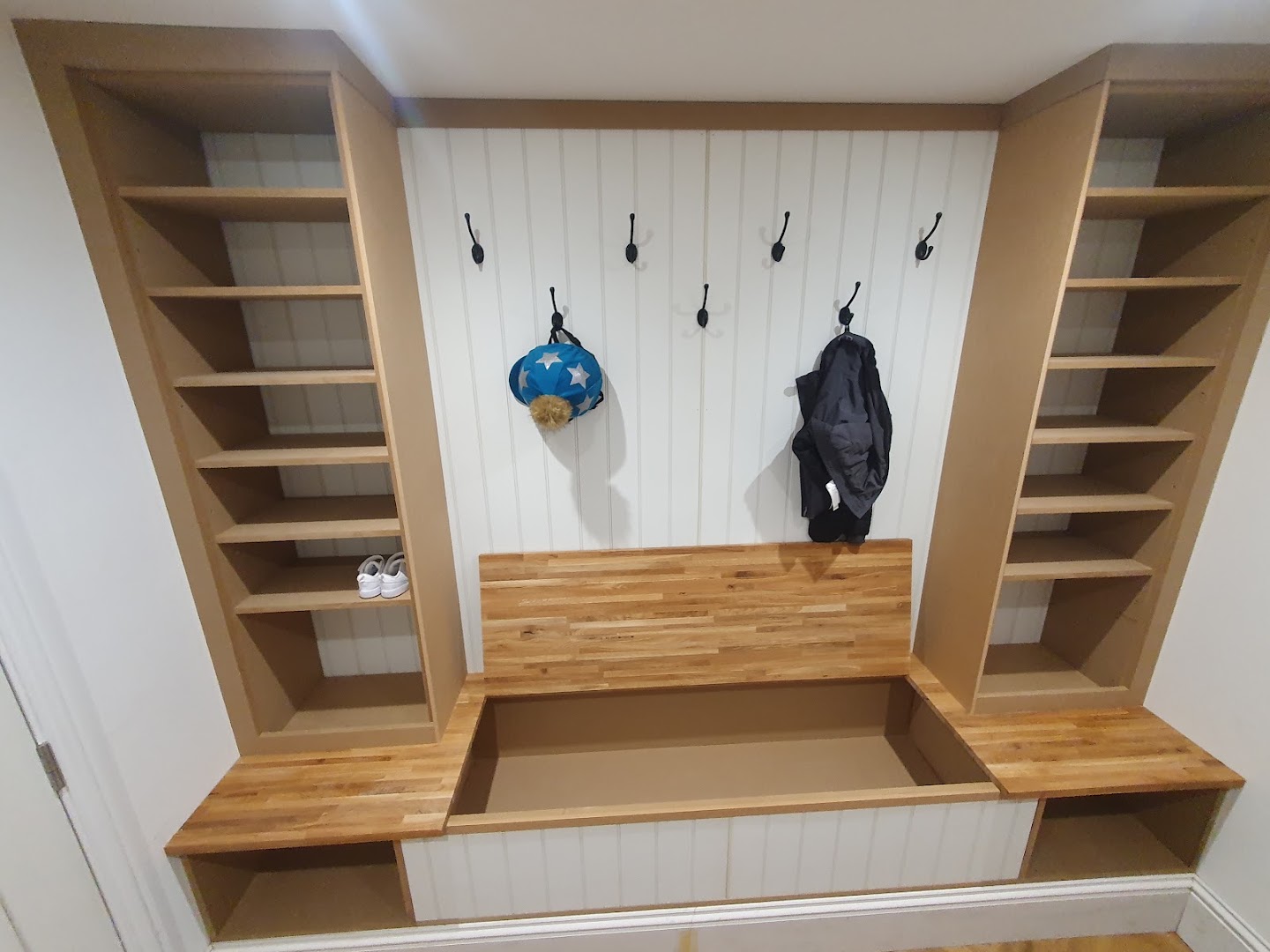 The Bromley Carpenter — Photos 12
